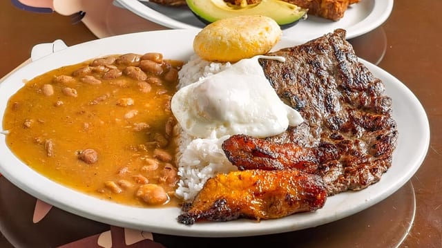 Mini Bandeja / Mini Platter.