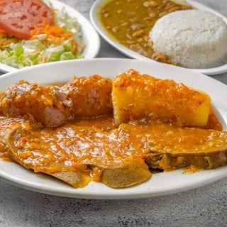 Lengua En Salsa / Steamed Beef Tongue with Creole Sauce