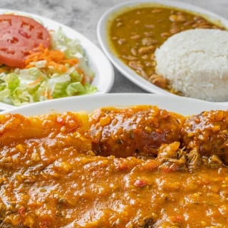 Sobrebarriga en Salsa / Flank Steak on a House Sauce