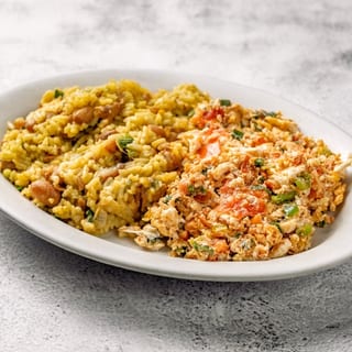 Huevos Pericos Con Calentado