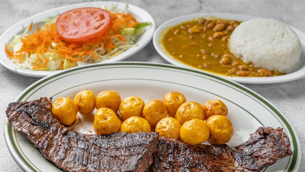 Entrana / Grilled Skirt Steak.