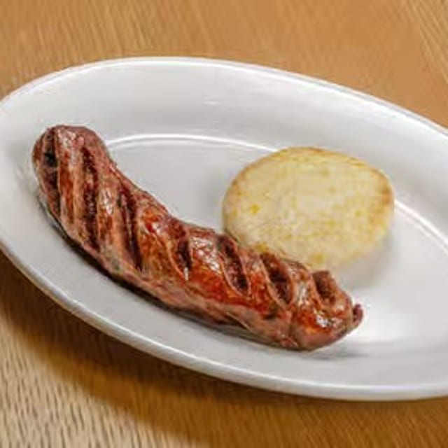 Chorizo Con Arepa.