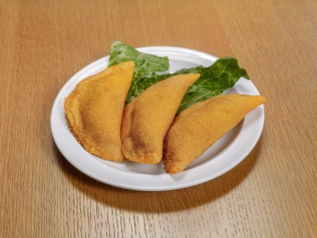 Empanadas De Res / Beef Patties.