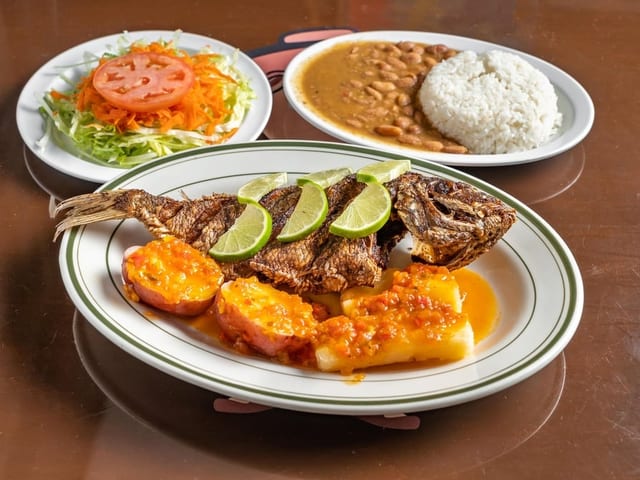 Mojarra Frita / Fried Porgie.