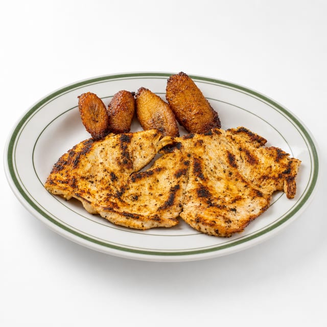 Pollo a La Plancha / Grilled Chicken Breast.