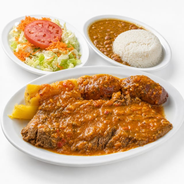 Sobrebarriga en Salsa / Flank Steak on a House Sauce.