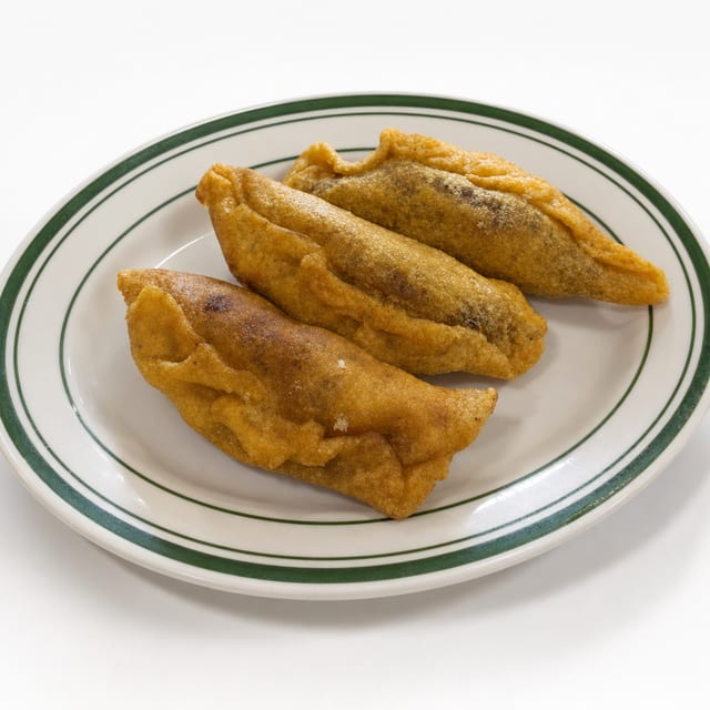 Empanada Colombiana artesanal.