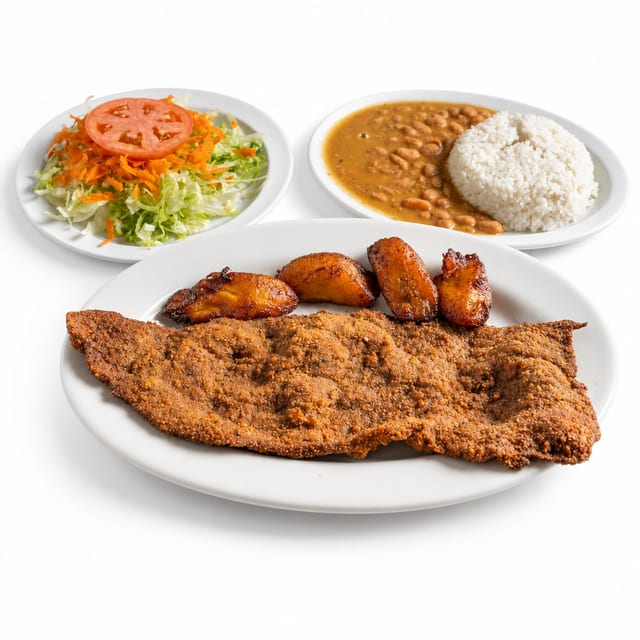 Bistec Empanizado (Milanesa) / Breaded Steak.