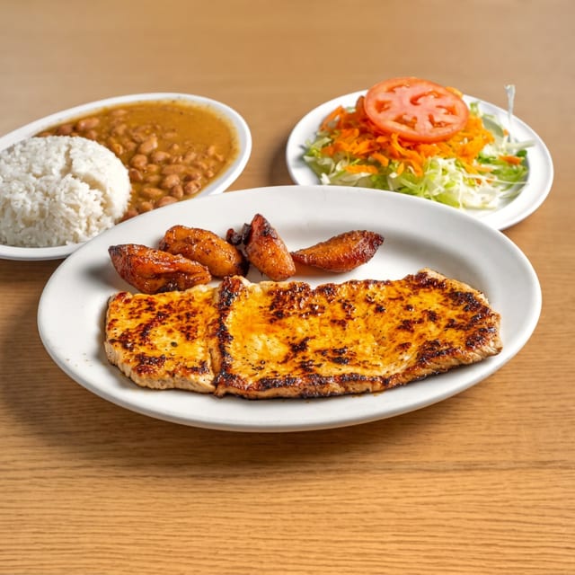 Lomo De Cerdo / Grilled Pork Loin Cutlet.